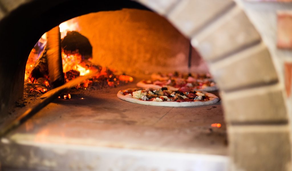 pizza oven, oven, fire-2537308.jpg